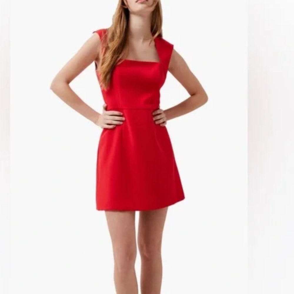 French Connection Whisper Ruth Square neck dress